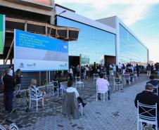 Foi inaugurada nesta quarta-feira (22) a primeira etapa do Cancer Center de Guarapuava, na região central do Estado. O prédio abriga a ala de quimioterapia e o Instituto para a Pesquisa do Câncer (IPEC), um dos maiores centros de pesquisa genômica do País. 22/07/2020 