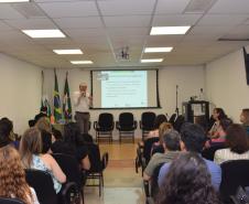 Nos dias 23 e 24 de janeiro a Secretaria da Saúde do Paraná (SESA) realizou o segundo módulo de capacitação para os farmacêuticos das 22 regionais de saúde, com o objetivo de implementação de serviços de cuidado farmacêutico.
