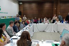 Secretário debate Dia D de combate à dengue e estratégias com Ministério da Saúde