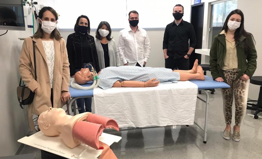 Treinamento para profissionais que atuam em UTIs da Covid-19 segue em várias cidades do Estado