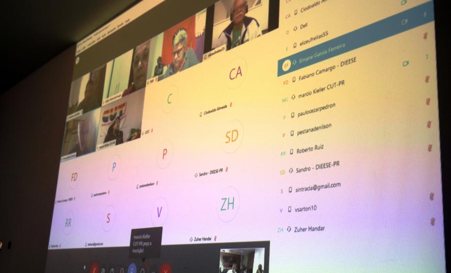 Governo discute medidas de enfrentamento à Covid-19 com trabalhadores de frigoríficos