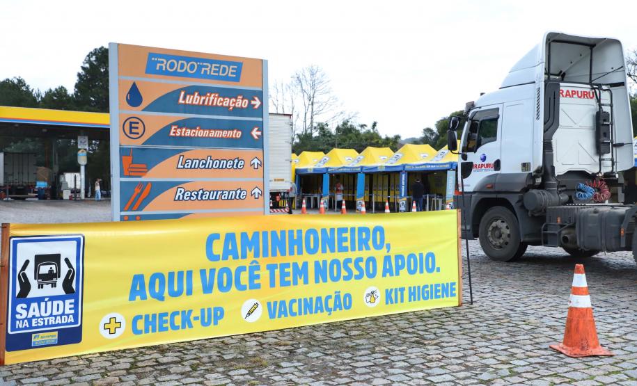 Paraná faz “blitz da saúde” para cuidar dos caminhoneiros