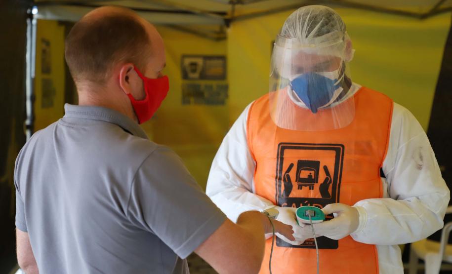 Paraná faz “blitz da saúde” para cuidar dos caminhoneiros