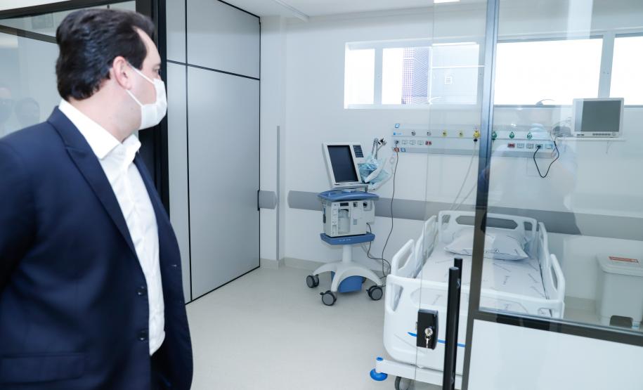 Governador entrega 1ª fase do Hospital Regional de Guarapuava