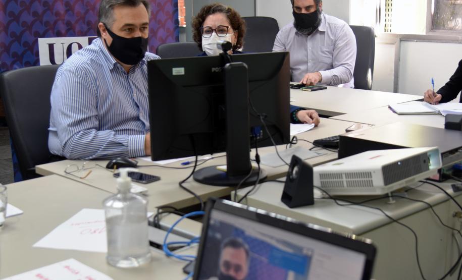 Vigilância Sanitária do Paraná apresenta propostas para agilizar o licenciamento de estabelecimentos e prestadores de serviços