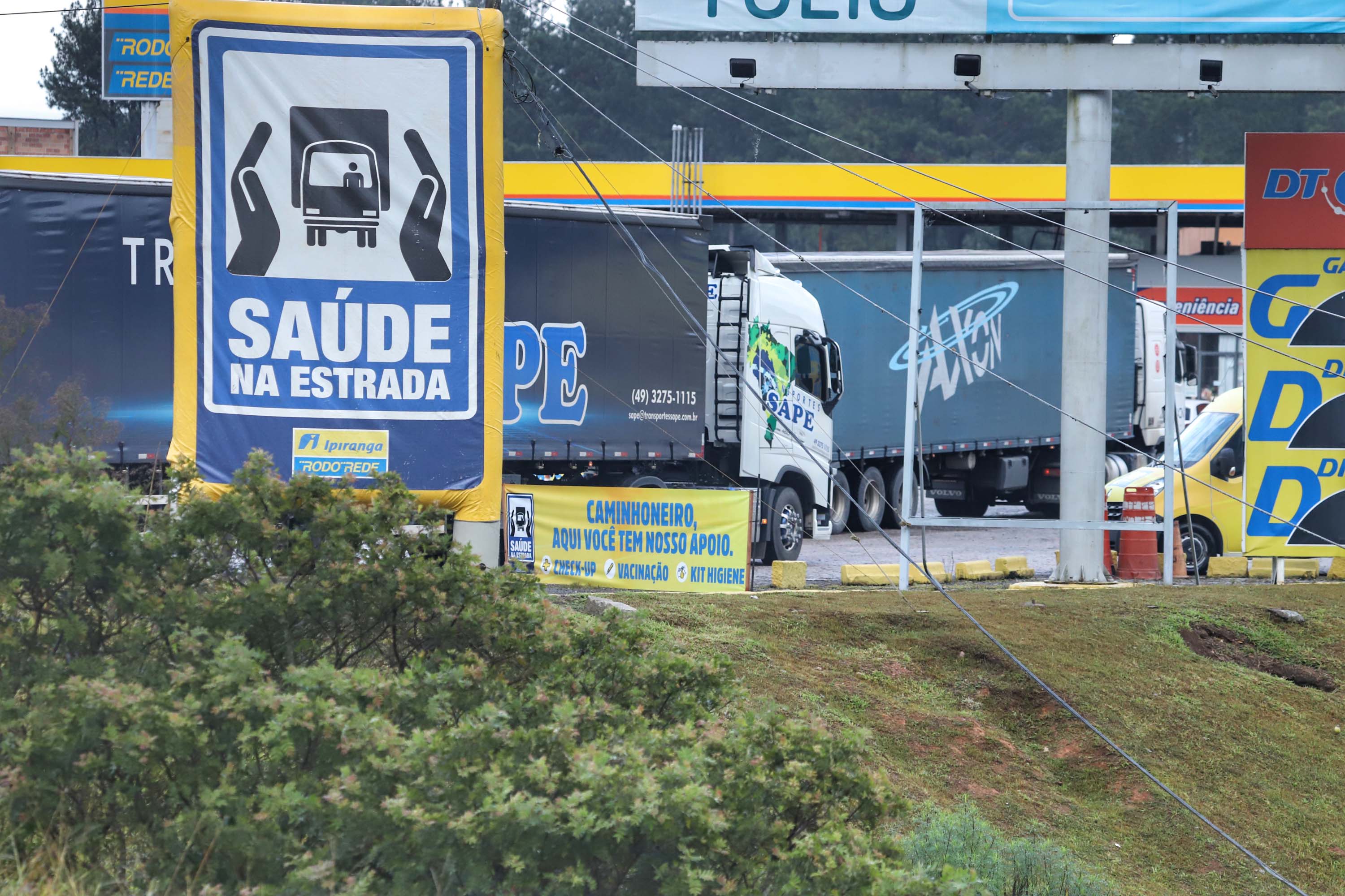 Paraná faz “blitz da saúde” para cuidar dos caminhoneiros