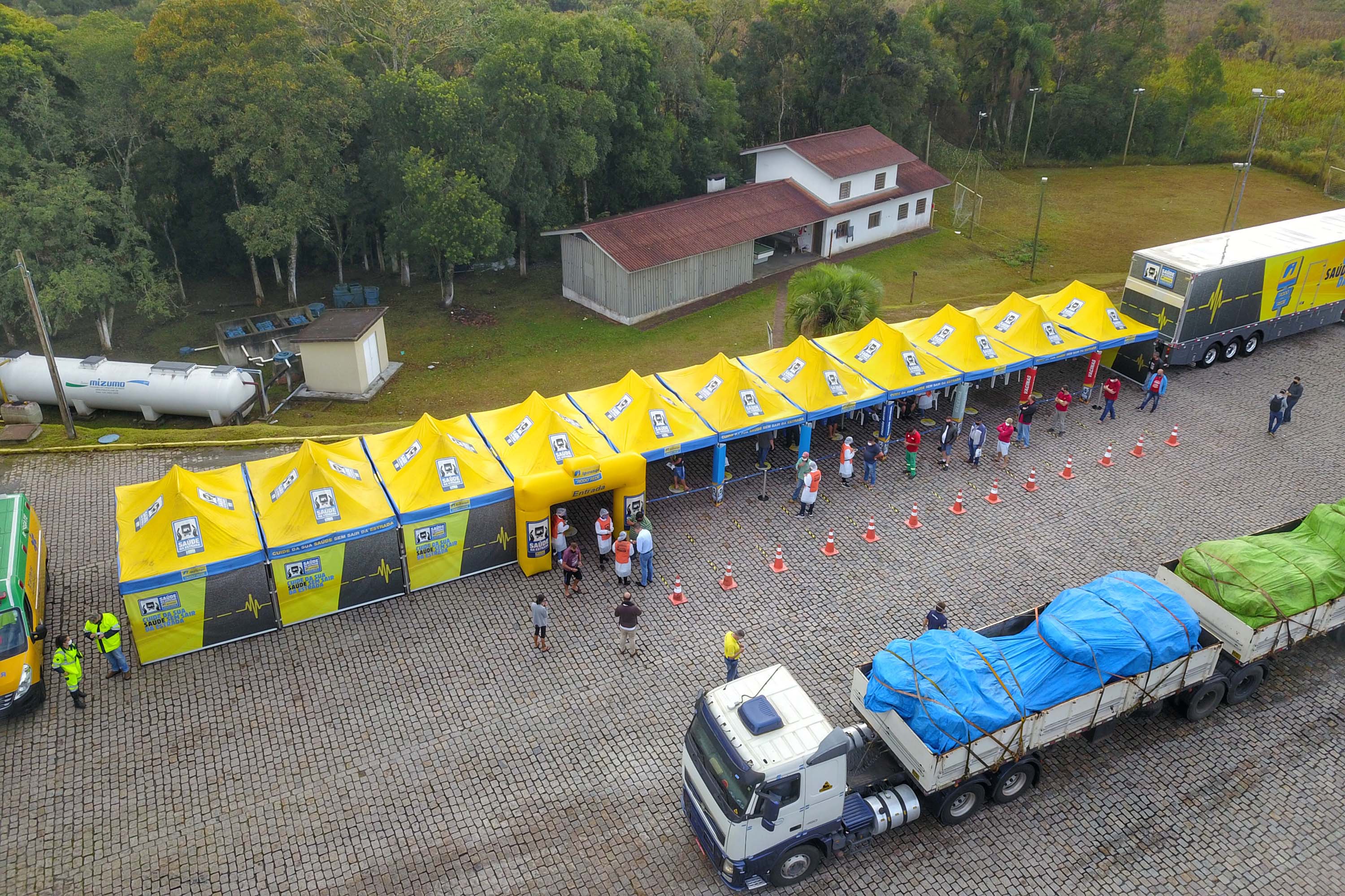 Paraná faz “blitz da saúde” para cuidar dos caminhoneiros