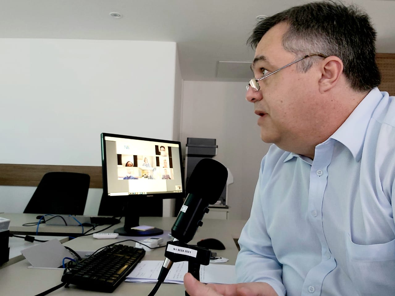 Secretário debate ações de enfrentamento à Covid-19 com especialistas