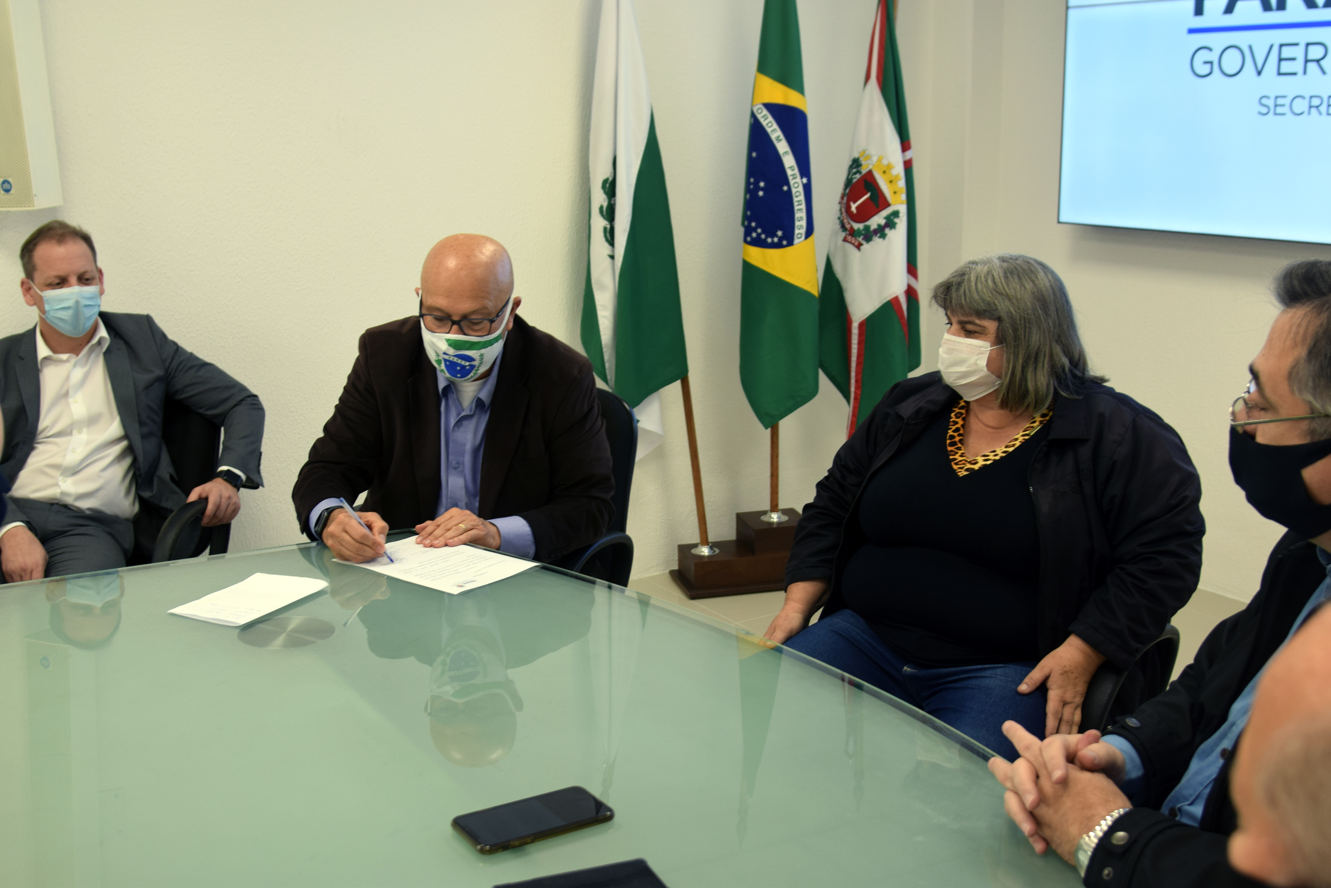 Saúde autoriza repasse de mais de R$ 13 milhões para investimentos em 10 municípios