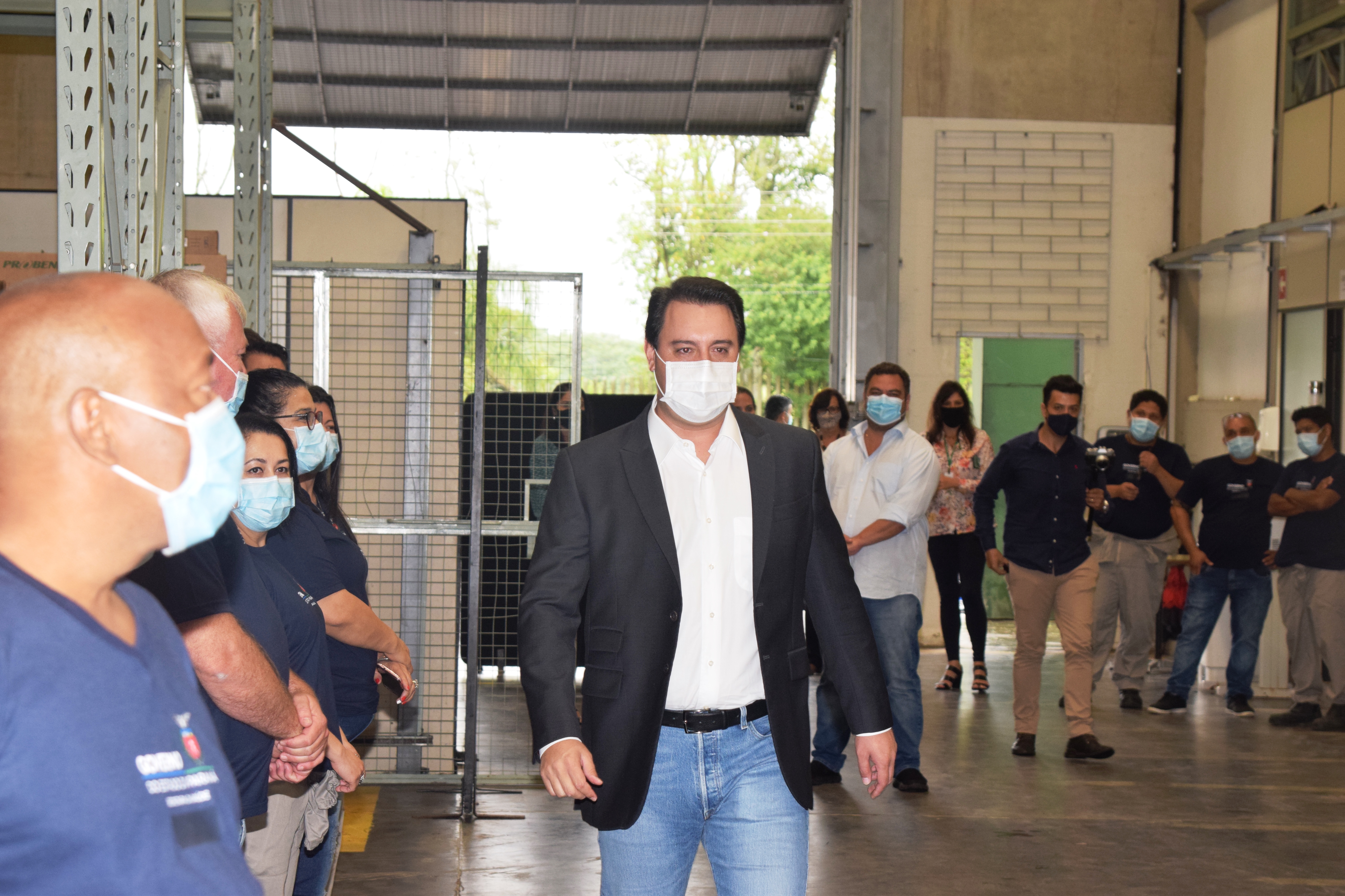 Paraná está pronto para iniciar vacinação contra a Covid-19, diz Ratinho Junior
