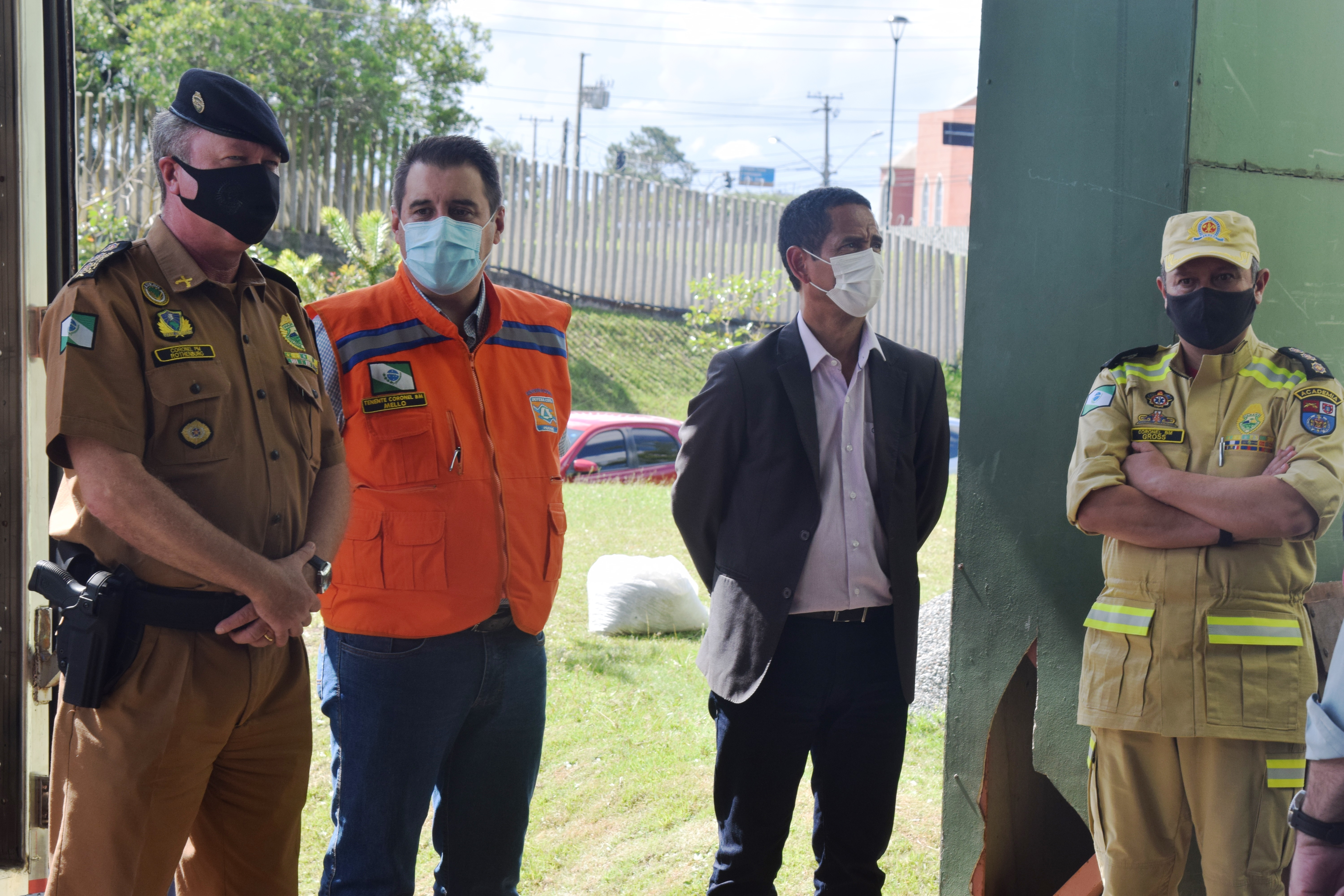 Paraná começa a distribuição de 2,2 milhões de itens para a vacinação da Covid-19