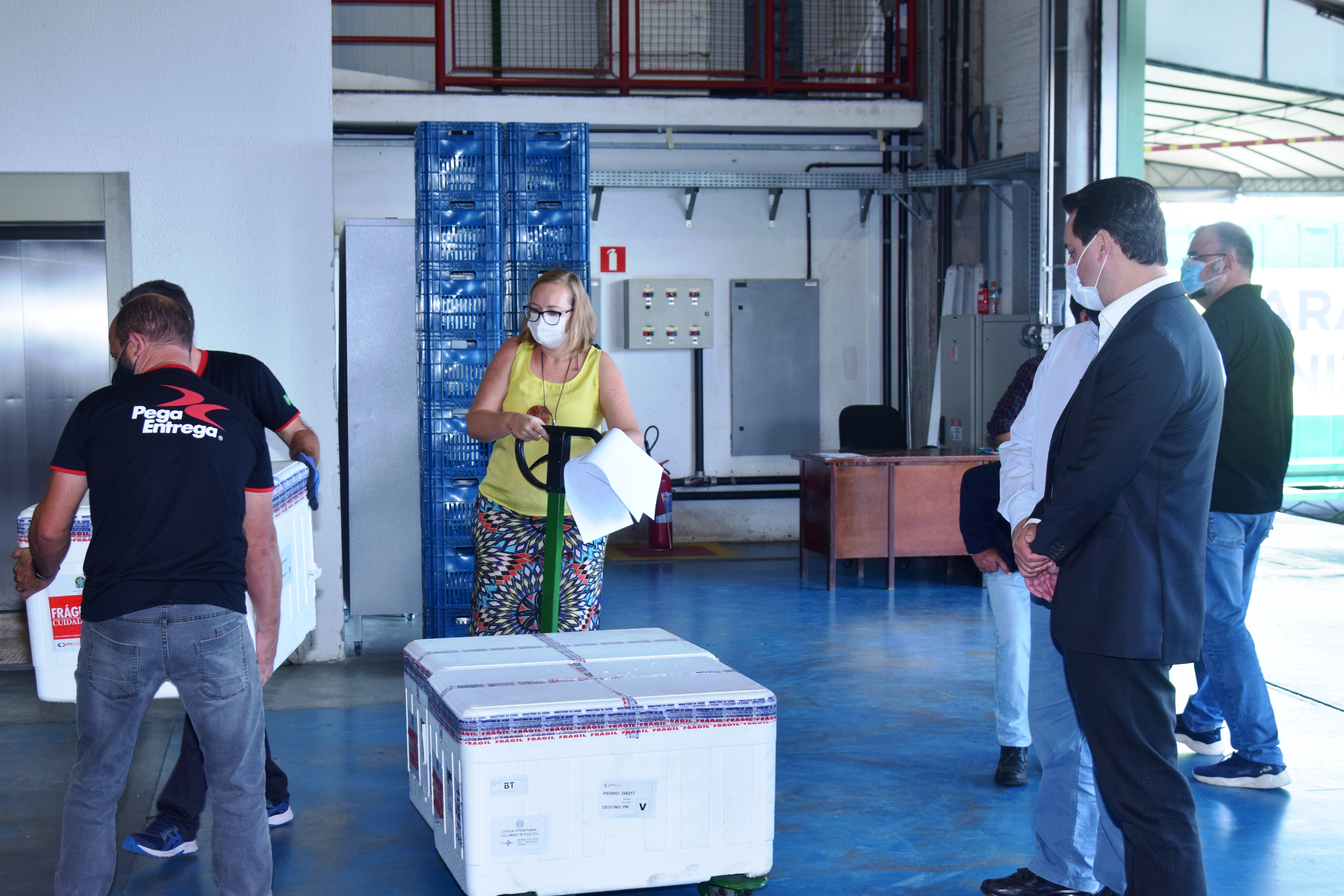 A ideia é incentivar ainda mais a imunização, valorizar a sua importância na luta contra a pandemia, e acelerar a aplicação em cidades que têm mais dificuldades de operacionalizar o Plano Estadual de Vacinação contra a Covid-19.