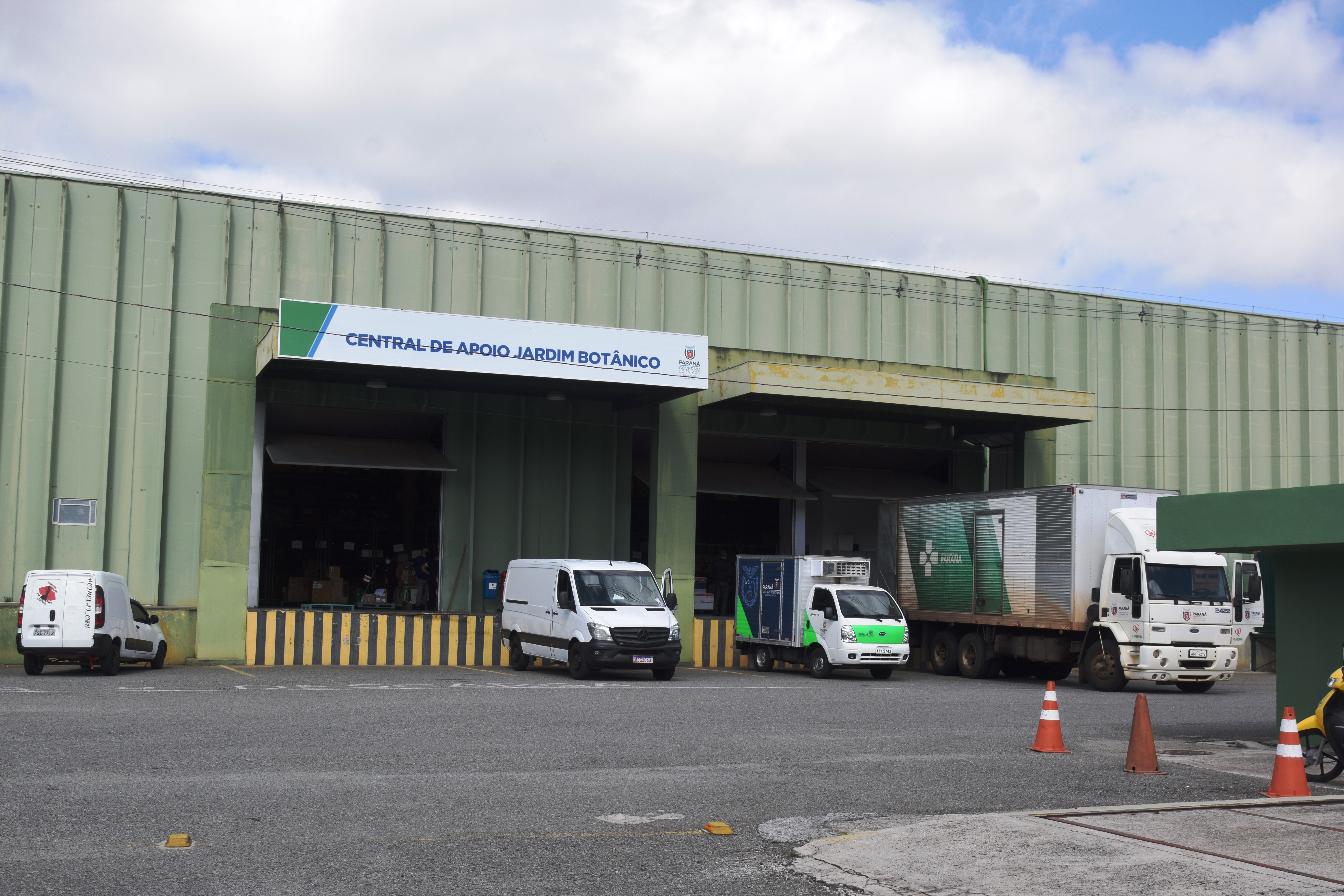 Estado distribui mais 205 mil vacinas contra a Covid-19; veja divisão por regional