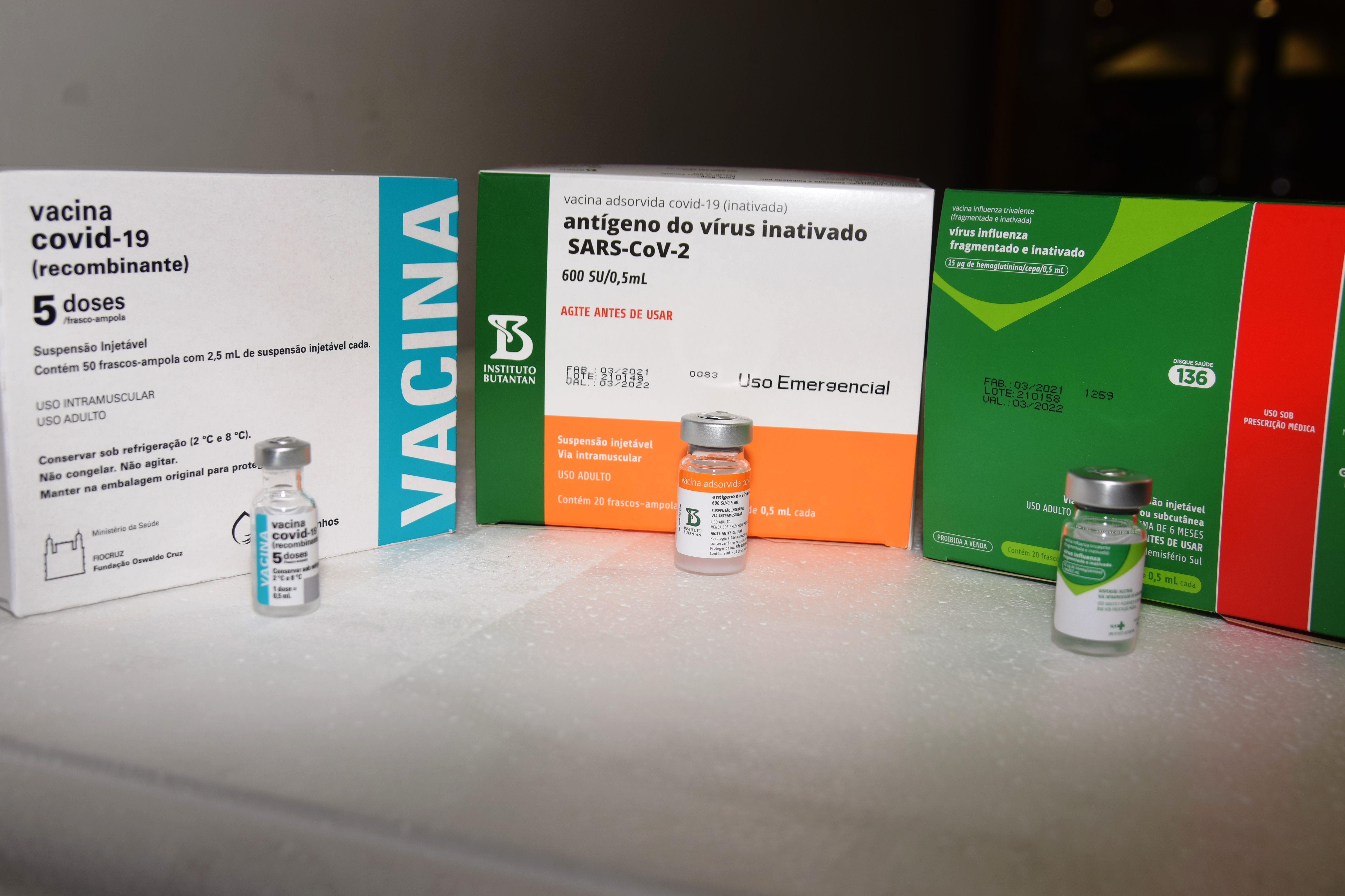 Estado distribui mais 205 mil vacinas contra a Covid-19; veja divisão por regional
