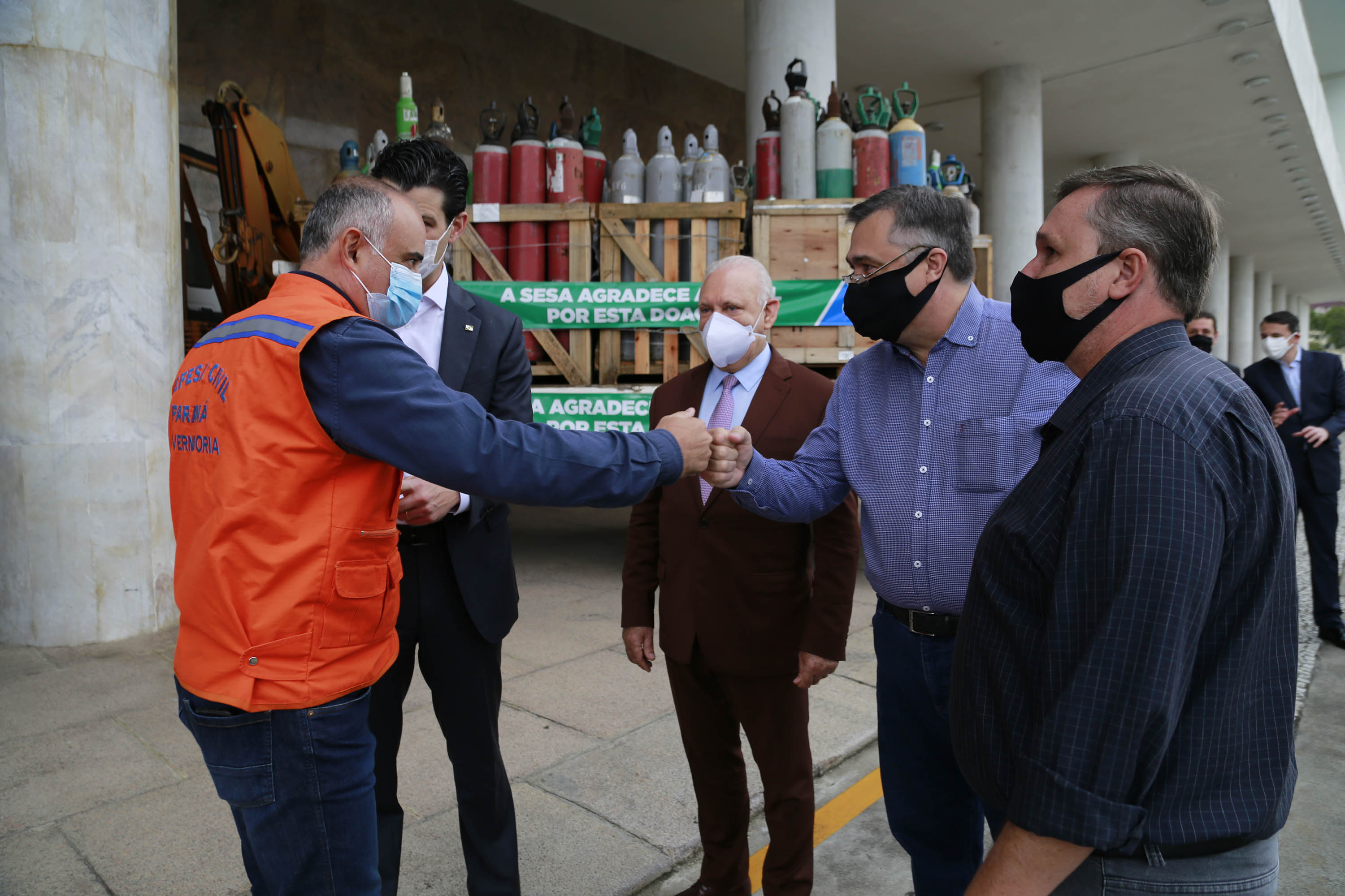 Copel doa 217 cilindros de oxigênio para tratamento da Covid-19
