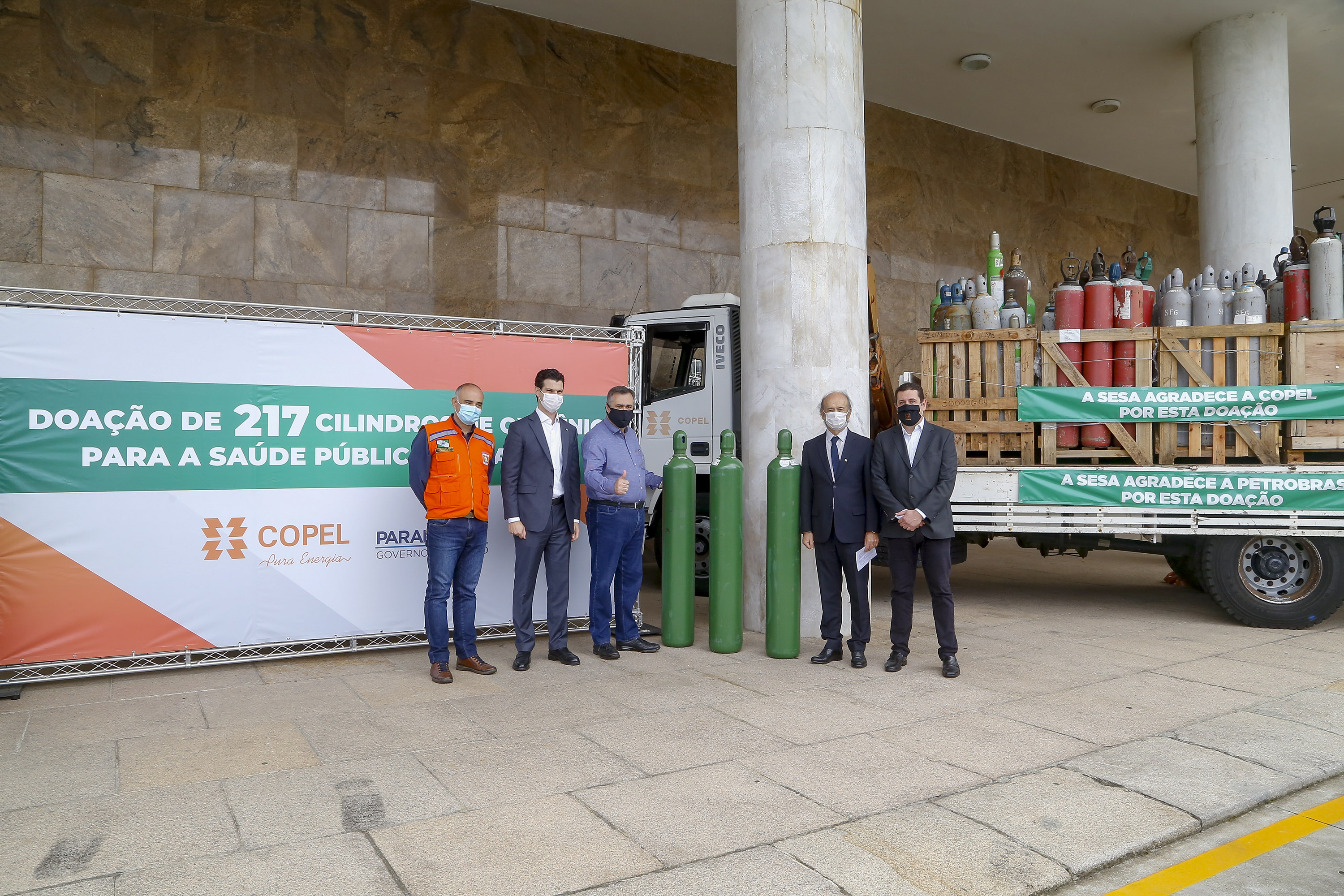 Copel doa 217 cilindros de oxigênio para tratamento da Covid-19