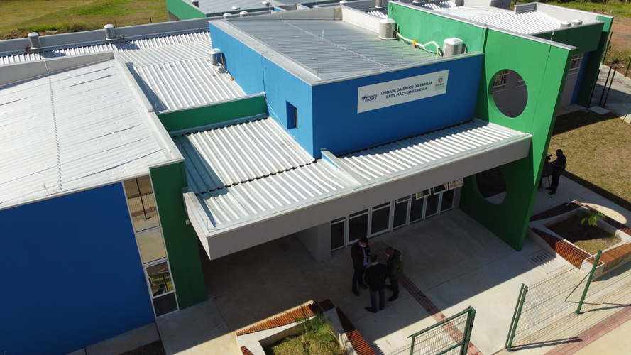O Governo do Estado inaugurou uma nova Unidade Básica de Saúde (UBS) no município de Ponta Grossa nesta terça-feira (11). A obra possui um investimento de R$ 750 mil de repasse estadual. O secretário de Estado da Saúde, Beto Preto, esteve presente na inauguração e falou sobre a importância desta obra para a população. - Ponta Grossa, 11/05/2021