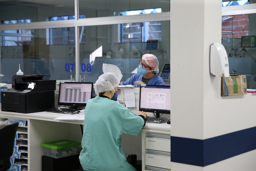 Pela primeira vez desde novembro, ocupação de leitos de UTI fica abaixo de 70%