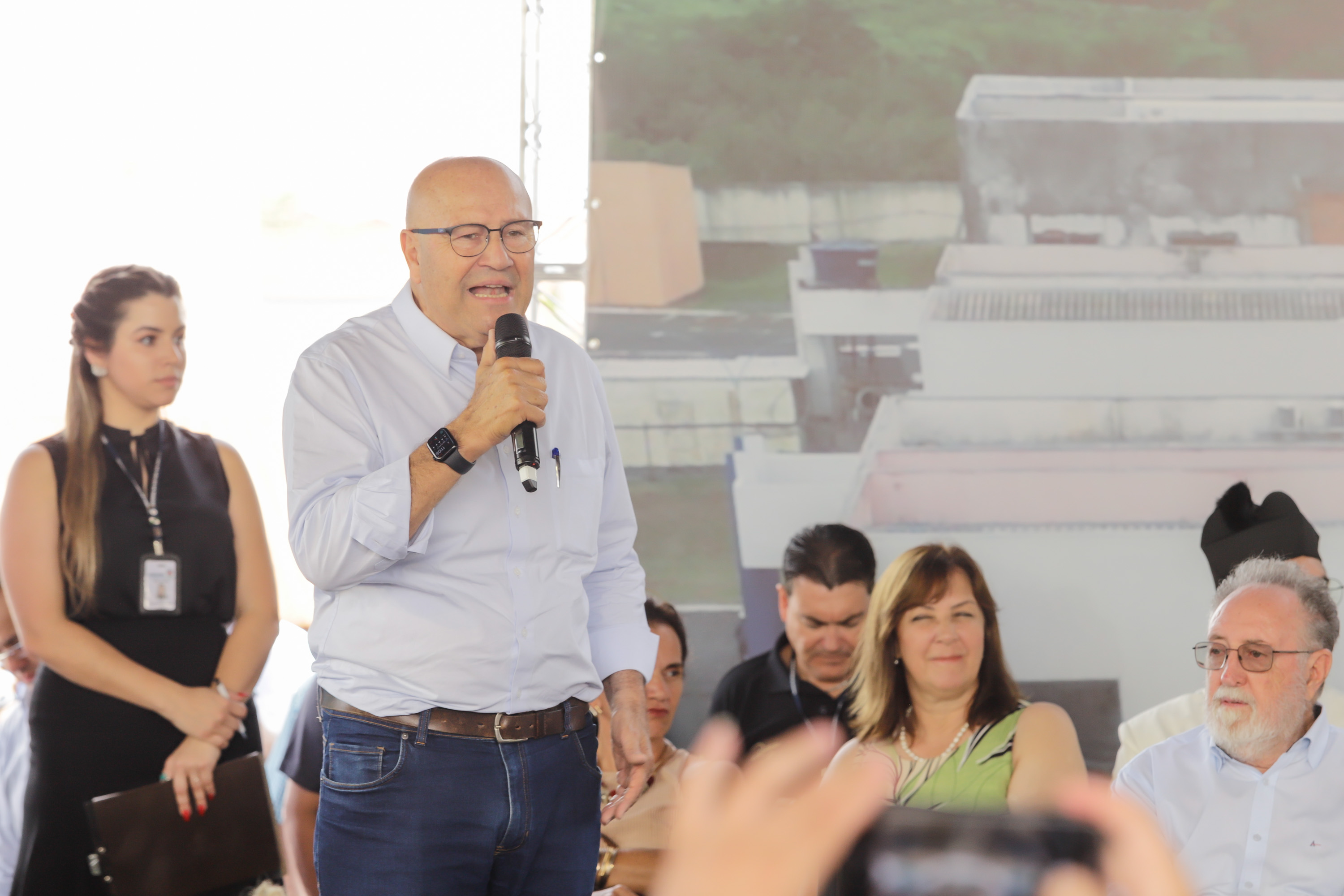 Após investimento de R$ 16,4 milhões, governador inaugura Hospital de Cornélio Procópio
