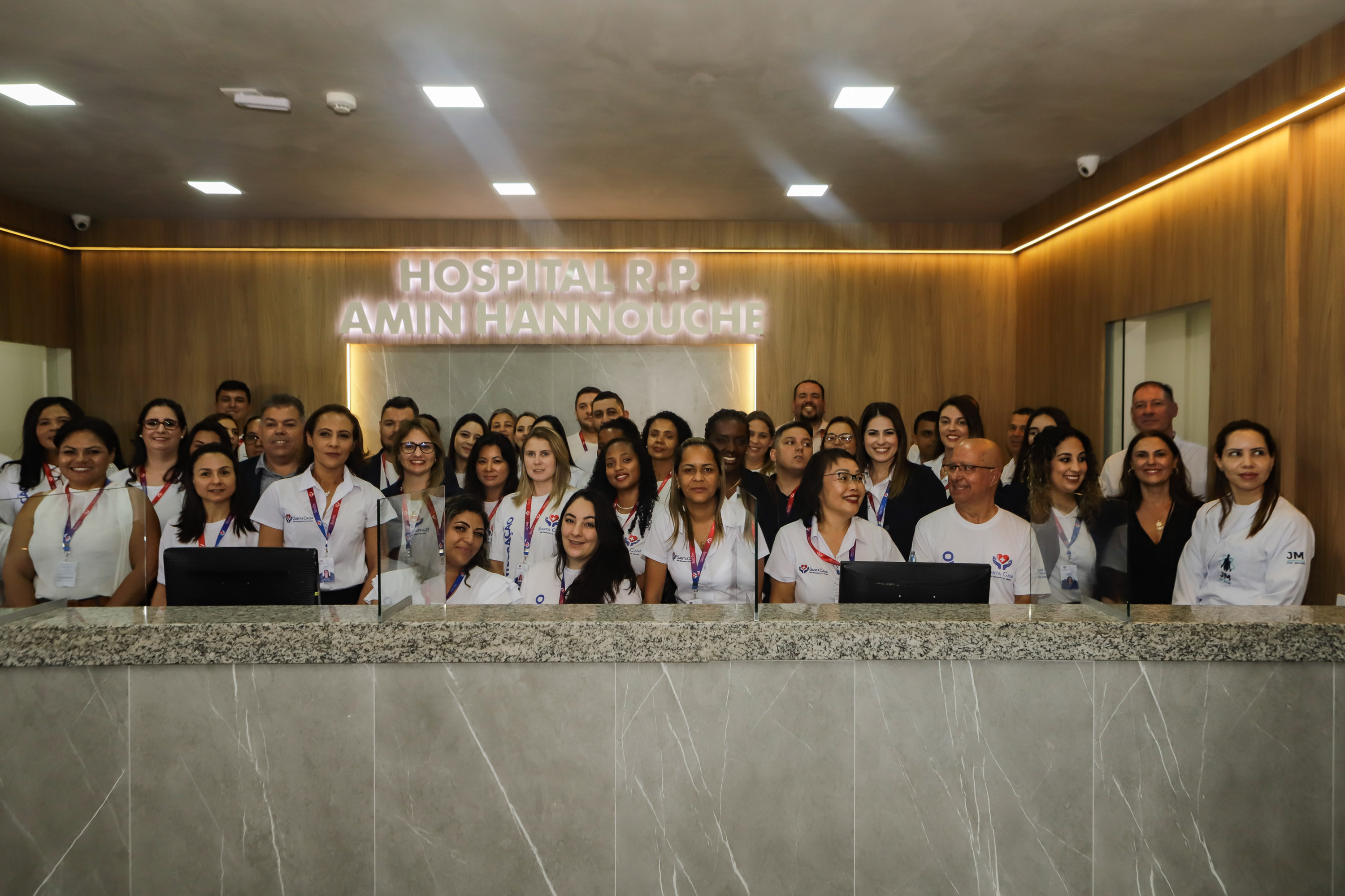Após investimento de R$ 16,4 milhões, governador inaugura Hospital de Cornélio Procópio