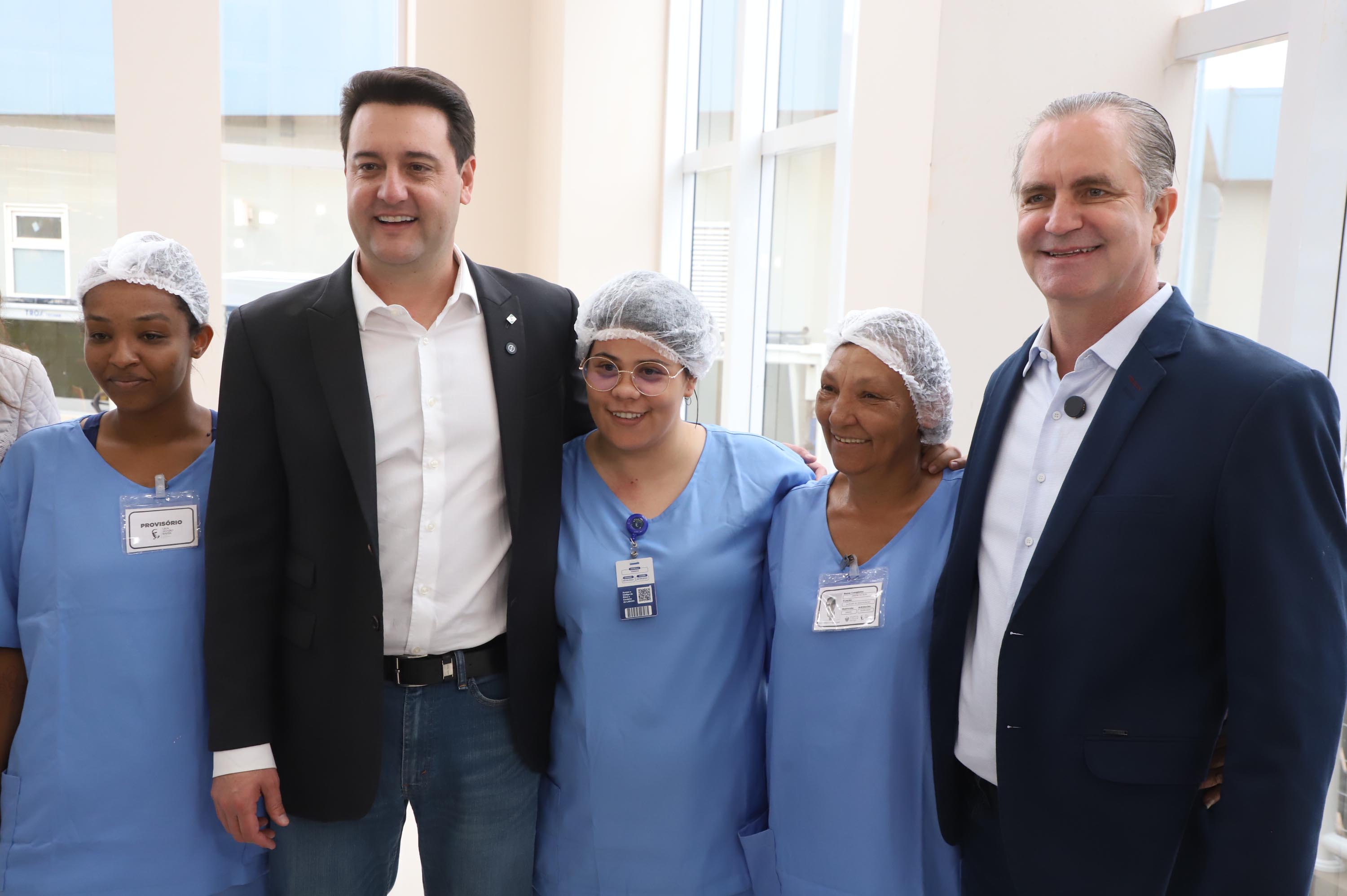 Megaestrutura: governador inaugura Hospital da Criança de Maringá