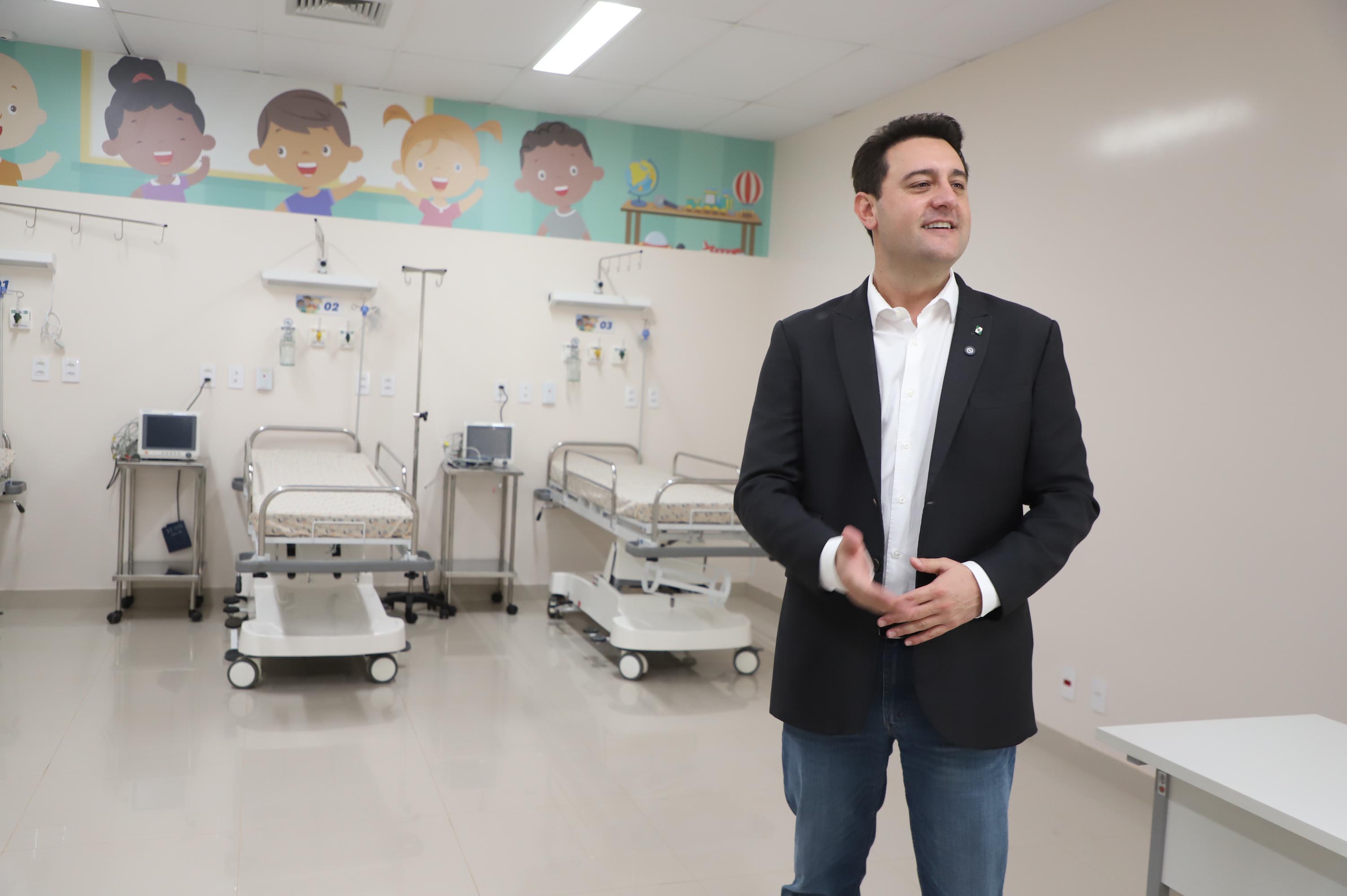Megaestrutura: governador inaugura Hospital da Criança de Maringá