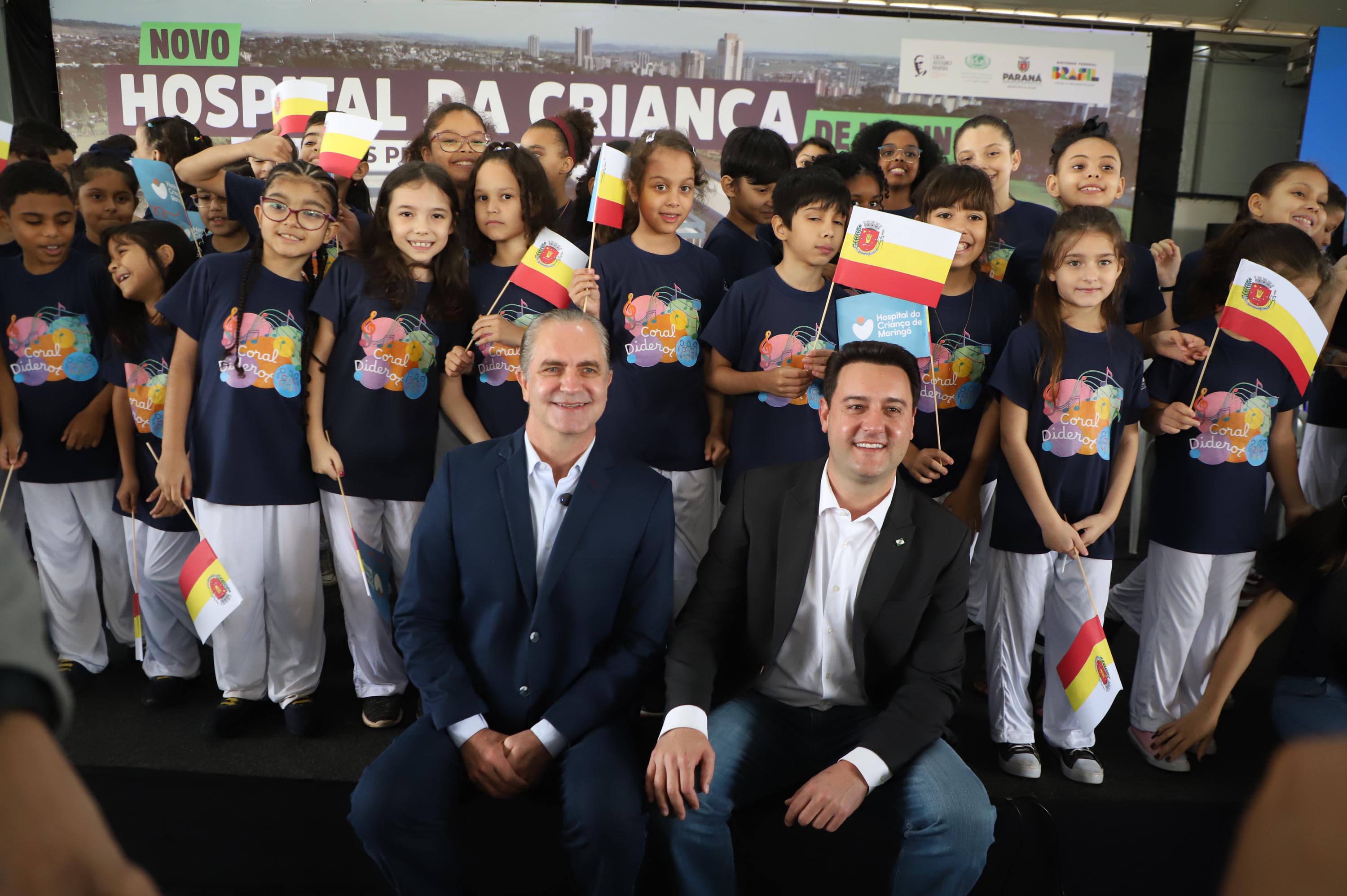 Megaestrutura: governador inaugura Hospital da Criança de Maringá