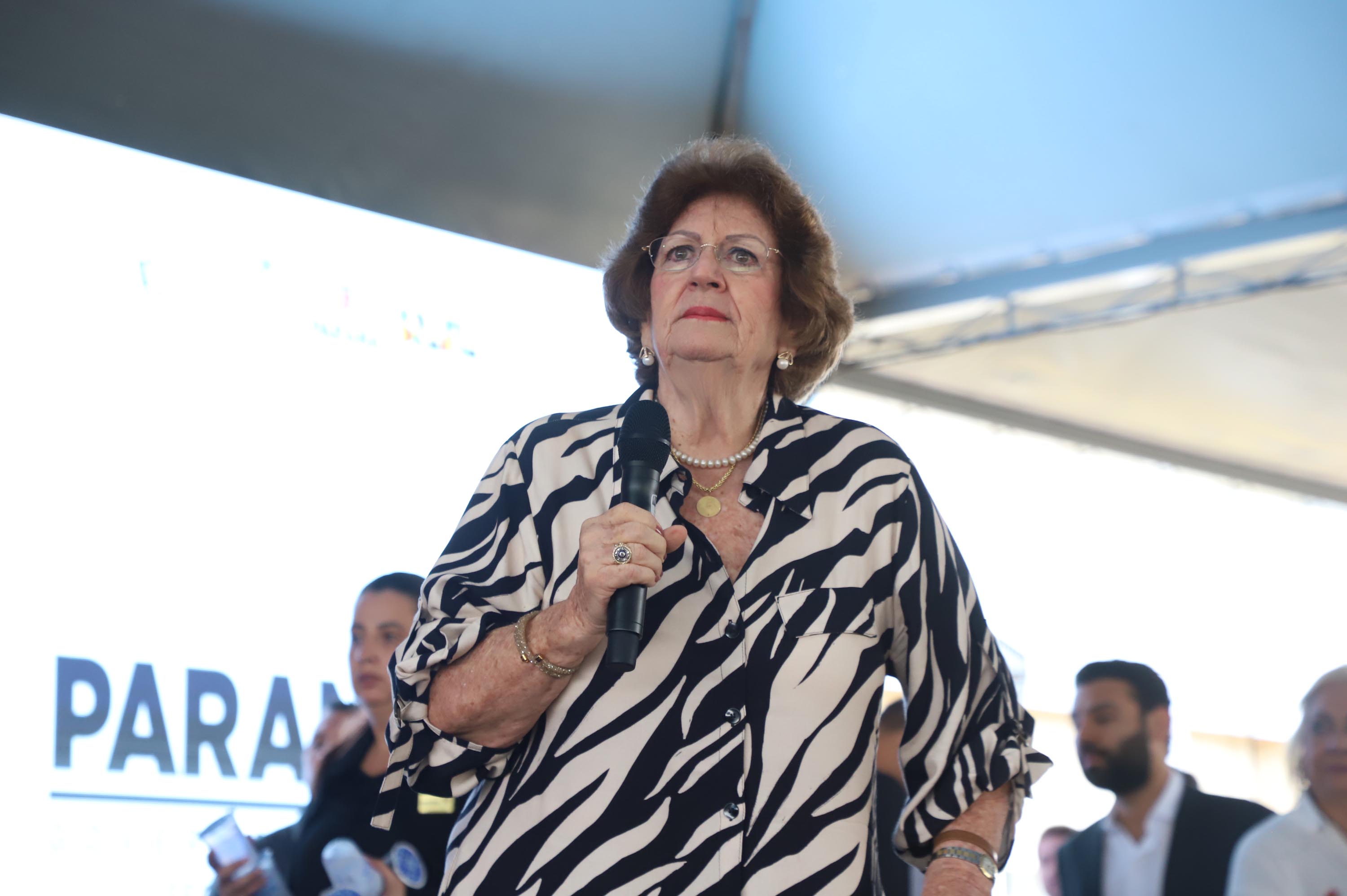 Megaestrutura: governador inaugura Hospital da Criança de Maringá
