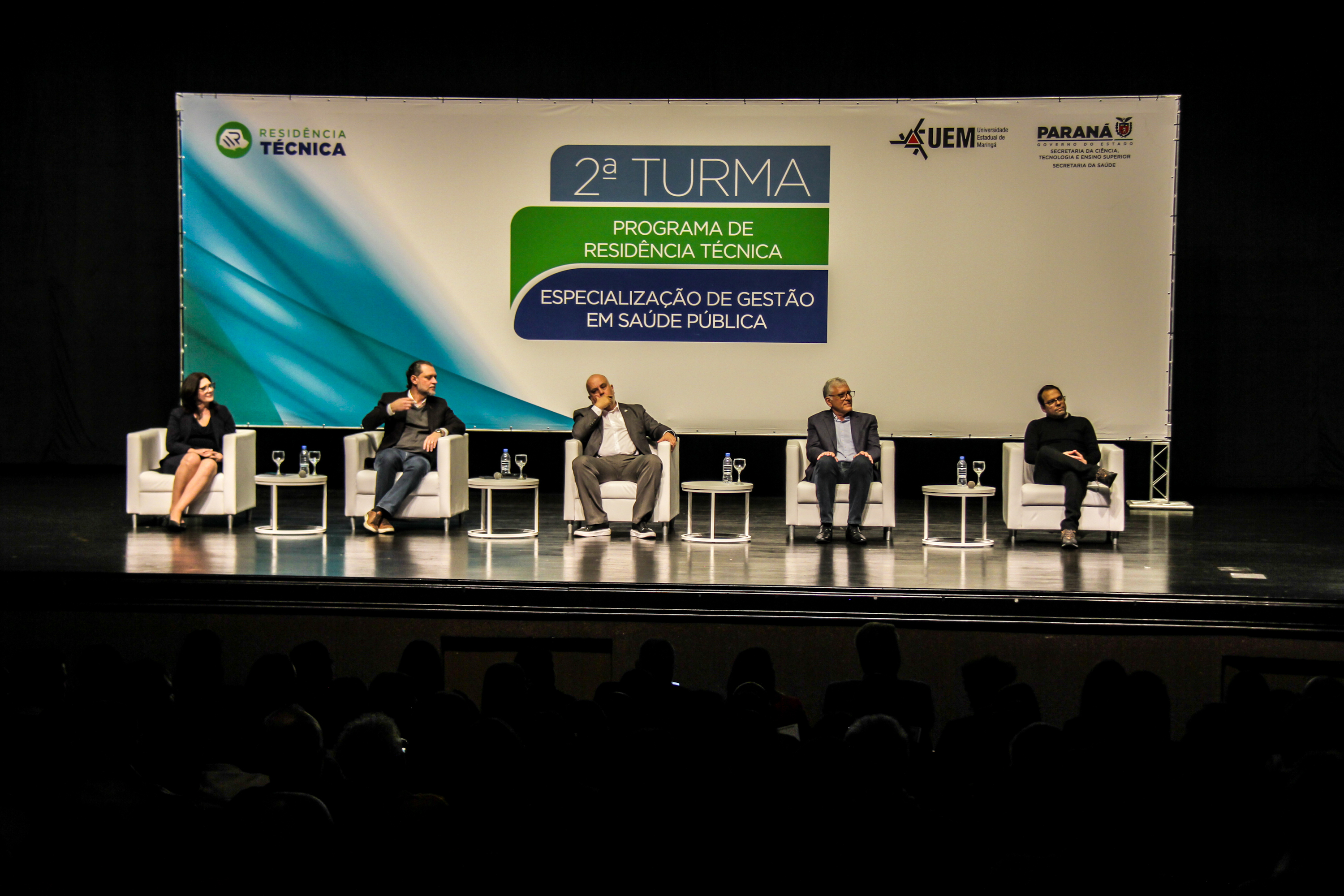 108 residentes técnicos concluem atividades práticas em gestão da saúde pública