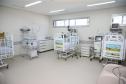 O secretário de Estado da Saúde Beto Preto entrega 57 novos leitos no Hospital Universitário (HU) de Londrina, sendo destinados exclusivamente aos pacientes confirmados e suspeitos da Covid-19, sendo 32 de UTI (adulto e pediátrica) e 25 de enfermaria. 20/07/2020