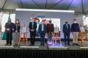 O governador Carlos Massa Ratinho Junior participou nesta terça-feira (01), em Curitiba, da inauguração do Erastinho, o primeiro hospital oncopediátrico do Sul do País. Idealizado pelo Hospital Erasto Gaetner, referência no tratamento de câncer no Paraná, a unidade recebeu investimento de R$ 30 milhões, sendo que mais de R$ 19 milhões foram destinados pelo Governo do Estado. O hospital é filantrópico e atende também pelo SUS. 
