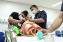 Técnicos da Sesa treinam trabalhadores da ala Covid do Hospital Universitário dos Campos Gerais 