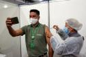 Paraná inicia vacinação contra a Covid-19 em trabalhadores do transporte aéreo