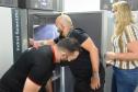 Mais uma leva de vacina Cominarty, produzida pela Pfizer/BioNTech, chegou ao Paraná nesta quinta-feira (3). O lote de 37.440 doses foi recebido às 13h20 no Aeroporto Internacional Afonso Pena, em São José dos Pinhais, na Região Metropolitana de Curitiba, e seguiu para conferência no Centro de Medicamentos do Paraná (Cemepar), onde chegou às 13h50. - Curitiba, 03/06/2021