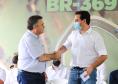 Saúde entrega 87 veículos e autoriza mais de R$ 11 milhões em investimentos para Londrina e região