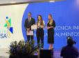 O Paraná conquistou o 1º lugar na categoria “Destaque do Sistema Nacional de Vigilância Sanitária (SNVS)” com a iniciativa “Residência Técnica como ferramenta de inovação na Divisão de Vigilância Sanitária de Alimentos” e o 2º lugar com o projeto “Estratégias para aperfeiçoar o monitoramento da qualidade do leite fornecido pelo Programa Leite das Crianças (PLC)”.