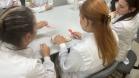 Estado amplia capacitação e implante contraceptivo chega a quase 2 mil mulheres no Paraná