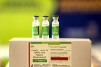 Lote com mais de 350 mil vacinas AstraZeneca chega nesta terça-feira ao Paraná