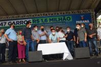Estado entrega 47 veículos para a Saúde da Região de Umuarama e assina convênio de R$ 5 milhões