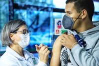 Saúde esclarece: pode tomar a vacina contra Covid-19 e Influenza tendo sintomas gripais?
