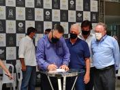 Secretário assina convênio de R$ 24 milhões para atendimento especializado com o Cismepar