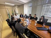 Secretário recebe representantes da farmacêutica Sinovac