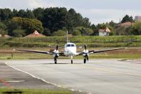 Governador mobiliza aeronave do Estado para trazer polilaminina a paciente de Curitiba
