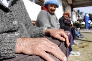 Paraná é o primeiro estado a estabelecer a testagem para Covid-19 em instituições de longa permanência para idosos