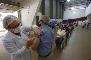 Mais de 2 milhões de pessoas já foram vacinas contra a Covid-19 no Paraná