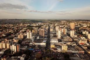 Paraná tem segunda menor taxa de transmissão de coronavírus no Brasil