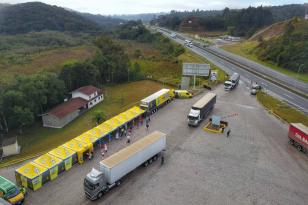 Paraná vai destinar primeiro lote da Janssen para vacinar trabalhadores do transporte