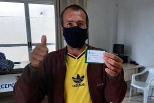 O Paraná ultrapassou nesta segunda-feira (28) a marca dos 5,5 milhões de vacinas aplicadas contra Covid-19. No total, foram 5.501.608 doses, sendo 4.179.365 primeiras doses (D1) e 1.322.243 segundas doses (D2), além de 5.182 doses únicas da Janssen, que imunizam com apenas uma aplicação.
