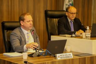 Mortalidade materna cai 82% no Paraná em 2022, aponta levantamento da Saúde