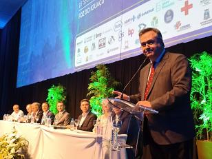 Secretário reafirma defesa do SUS em abertura de congresso estadual de saúde